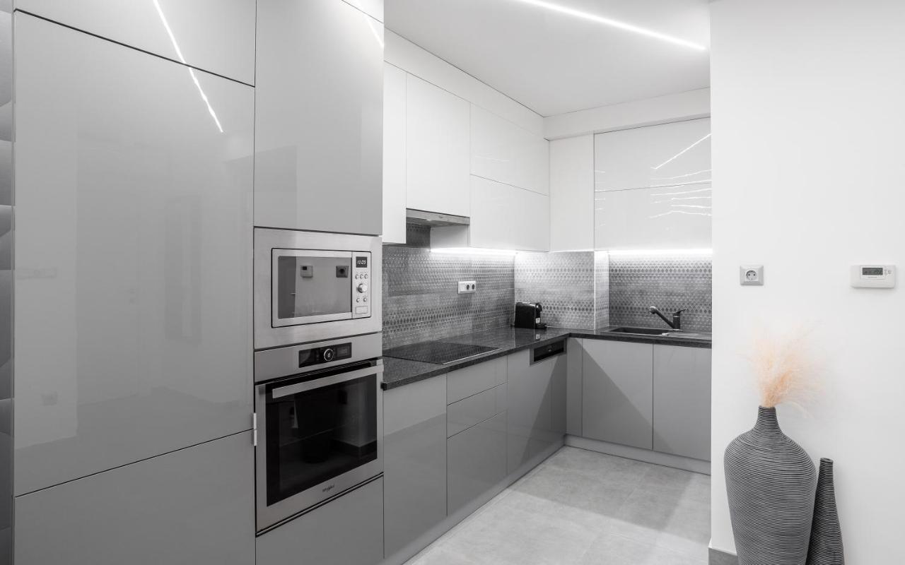Avand Apartments Ντέμπρετσεν Εξωτερικό φωτογραφία